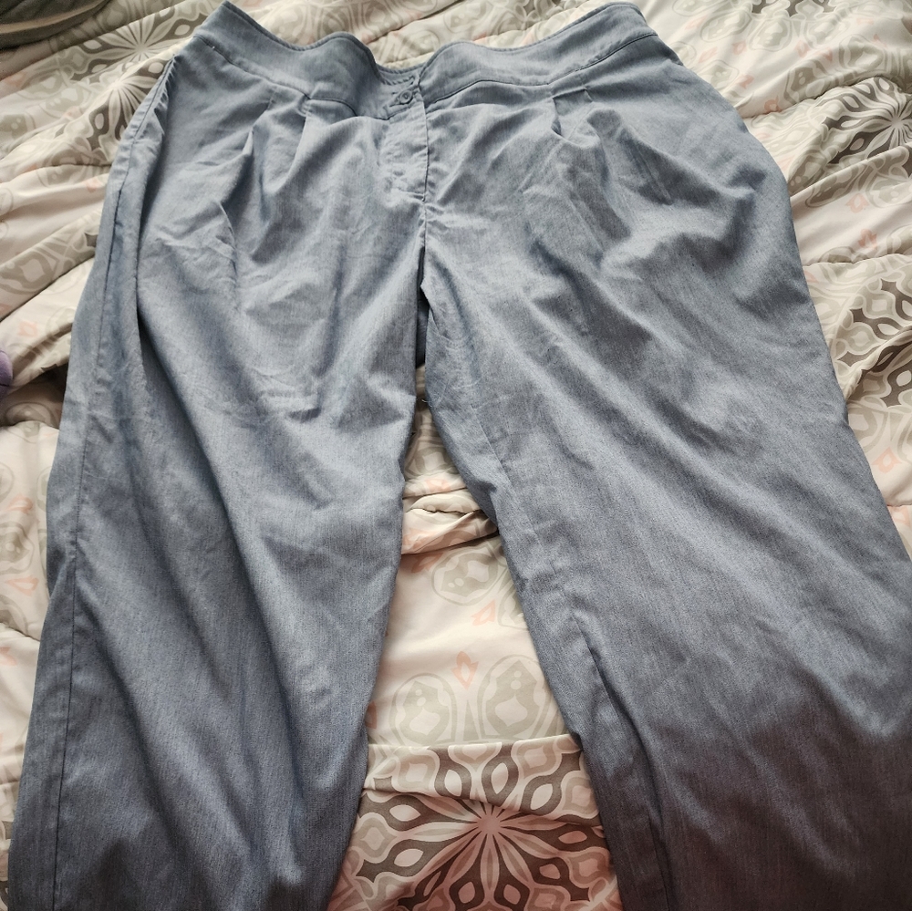 Shein curve cropped pants